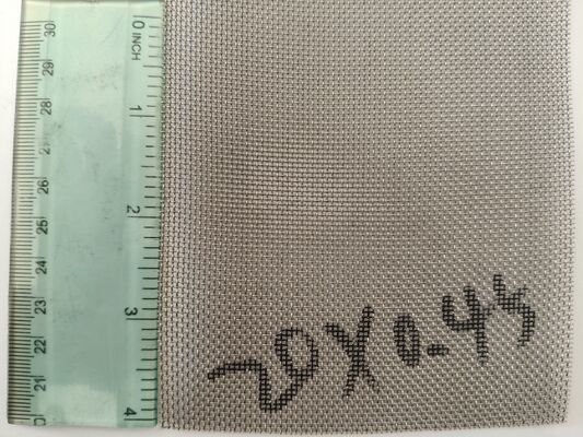 20mesh 0.45mm Wire Stainless Steel Plain Weave Square Wire Mesh Far Superior Corrosion Resistance