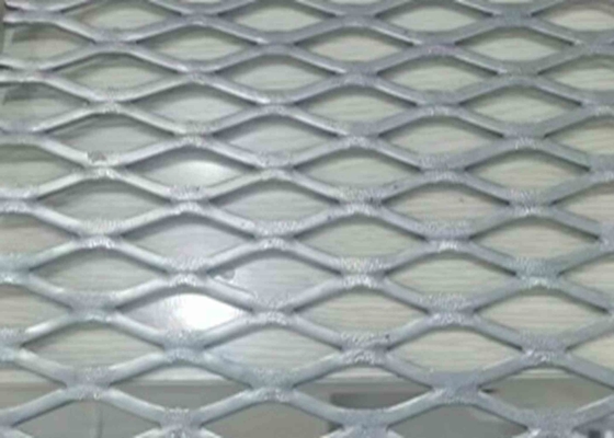 Metal expandido aplanado de aluminio utilizado en industrias de construcción
