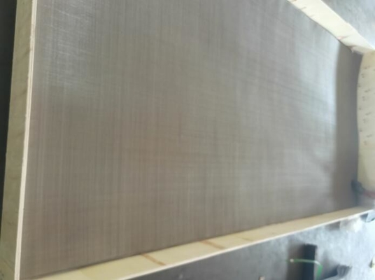 Tamaño tejido de acero inoxidable industrial 1.5m m del agujero de Mesh Security Screen Width los 0.5-2m del alambre