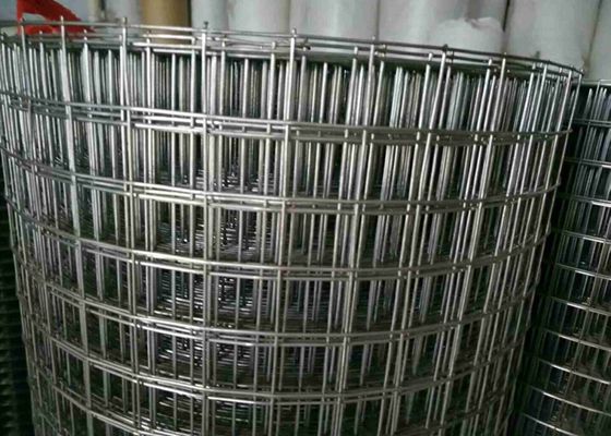 Pulido 0,5 pulgadas SS304 soldó con autógena el alambre Mesh Rolls Bright Silver