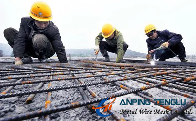 Refuerzo de Mesh Panels soldado con autógena, principalmente con 100m m/200m m Mesh Size