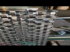 Acero inoxidable o aluminio de malla metálica decorativa tejida cuadrada plana